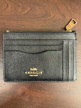 Coach Black Pebbled Leather Card Holder with Gold Logo